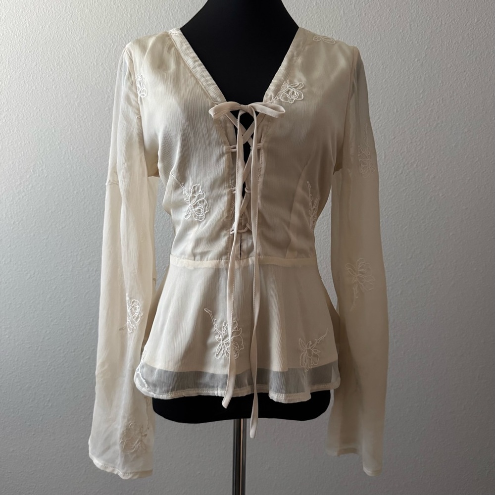 Nasty Gal Lace-up Corset Top Women’s Size 8 Open Back Bell Sleeves Romantic